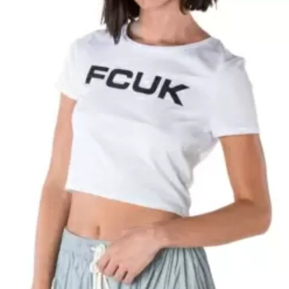 1172) French Connection Fcuk Cropped T-Shirt M/L NWT - Picture 1 of 10
